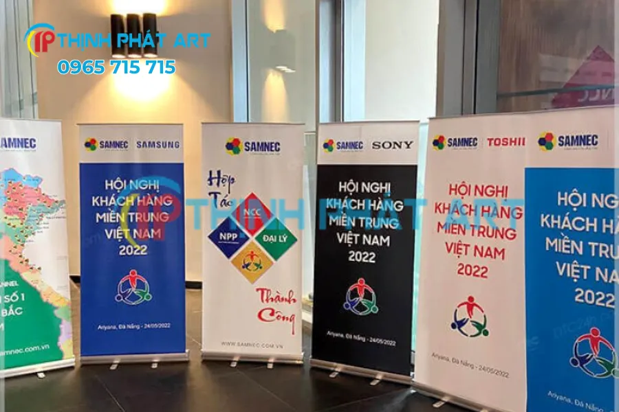 Mẫu standee đẹp cho cửa hàng – In ấn quảng cáo tại Quảng Trị