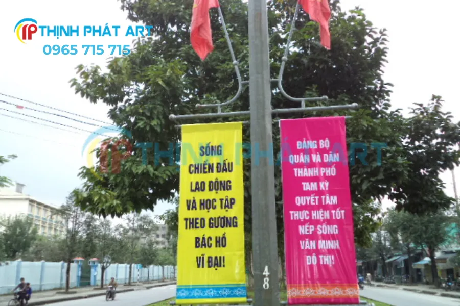 Hình ảnh treo phướn quảng bá chương trình ưu đãi